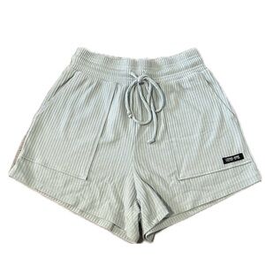 Lorna Jane Light Gray Athletic Shorts